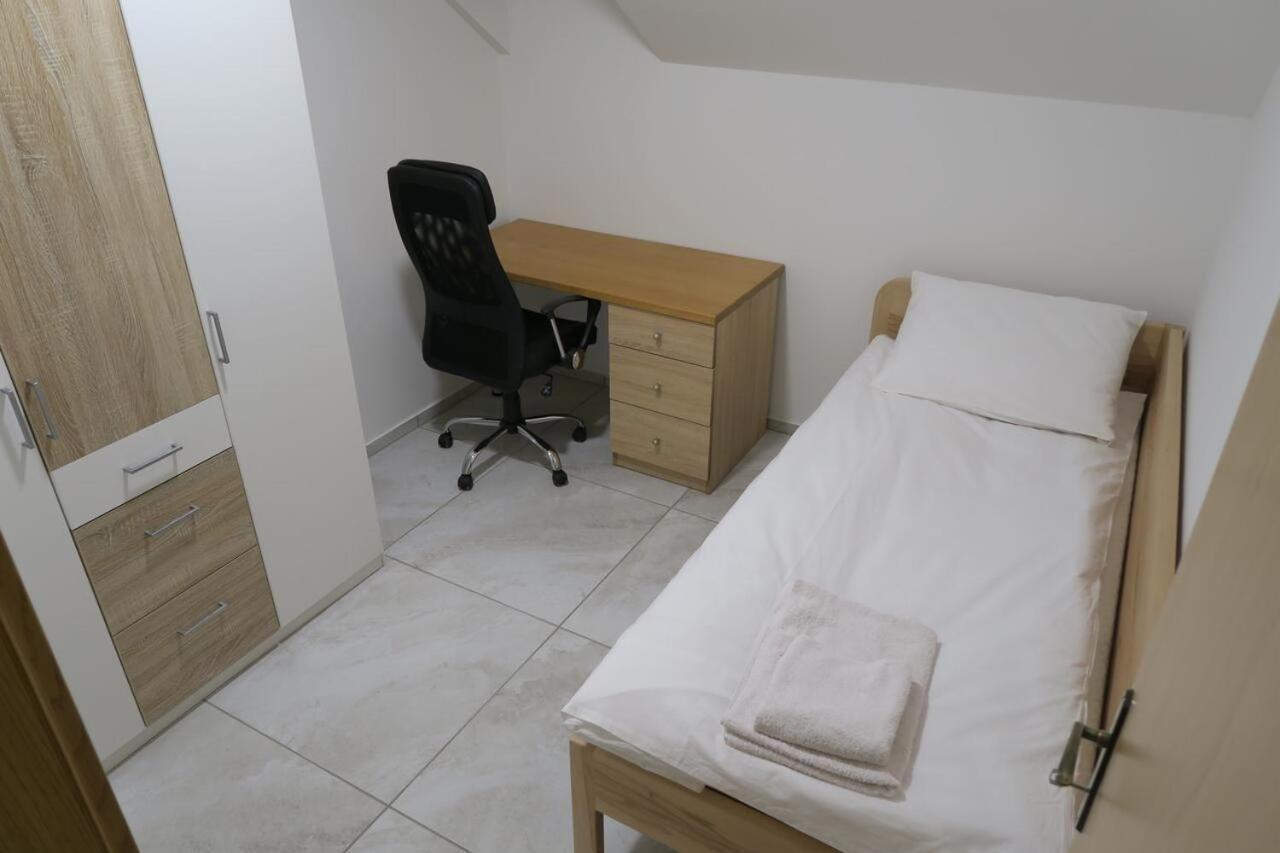 Rooms For Rent In ลูบลิยานา ภายนอก รูปภาพ