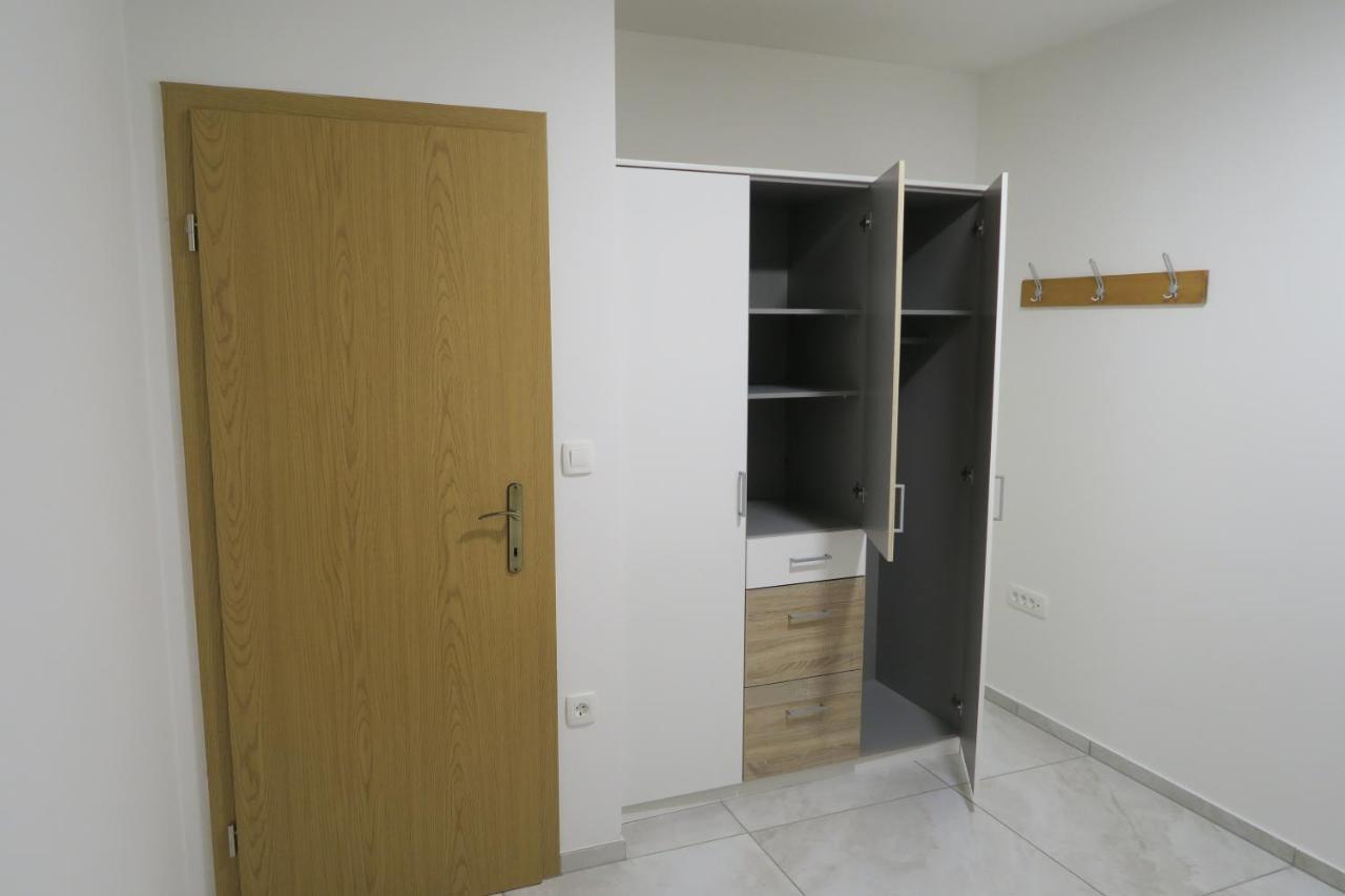 Rooms For Rent In ลูบลิยานา ภายนอก รูปภาพ