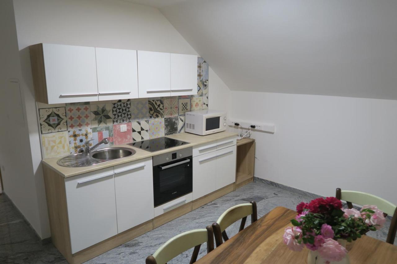 Rooms For Rent In ลูบลิยานา ภายนอก รูปภาพ