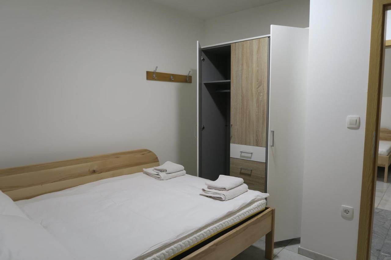 Rooms For Rent In ลูบลิยานา ภายนอก รูปภาพ